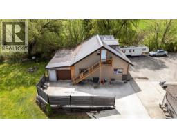 3960 50 Street Ne, Salmon Arm, BC V1E1Y5 Photo 32