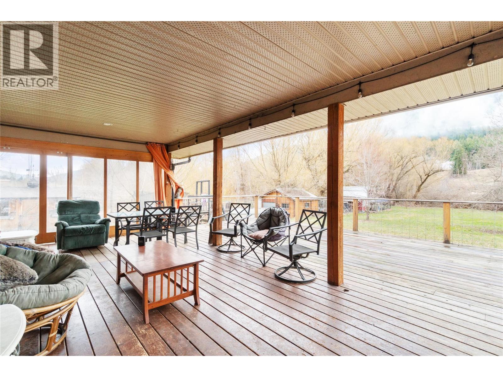 3960 50 Street NE - 30