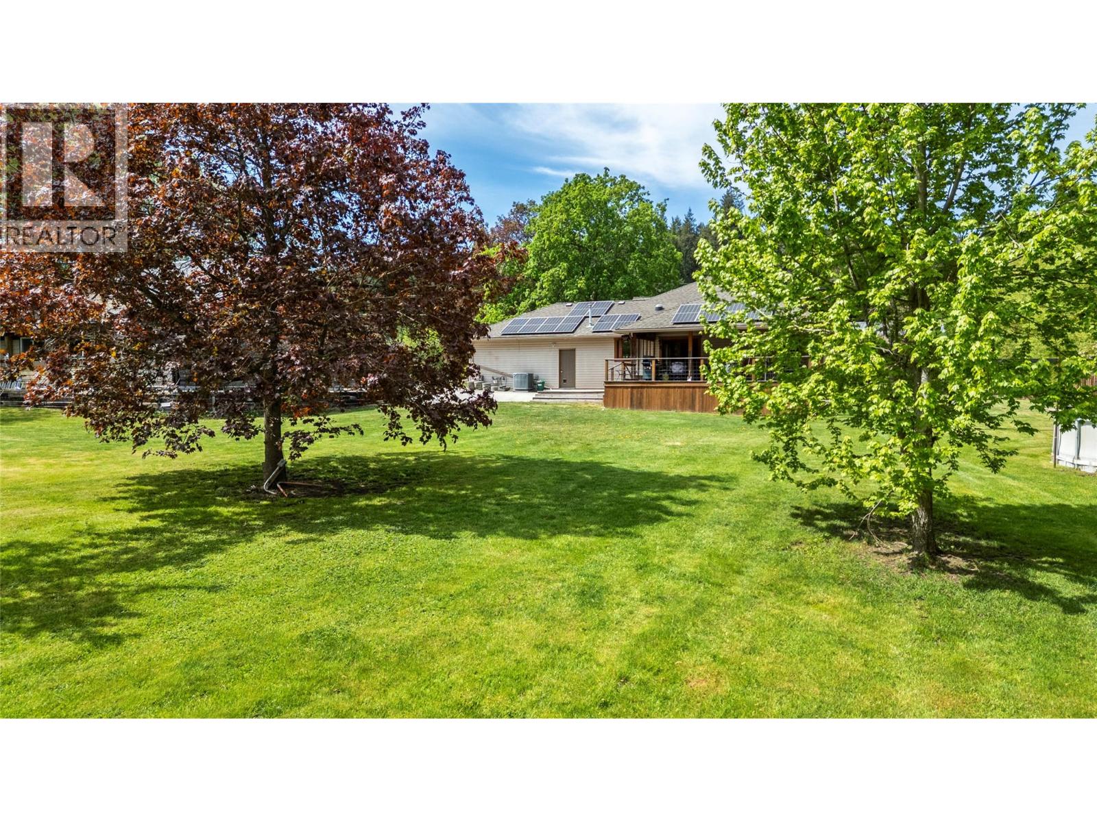 3960 50 Street NE - Image 39