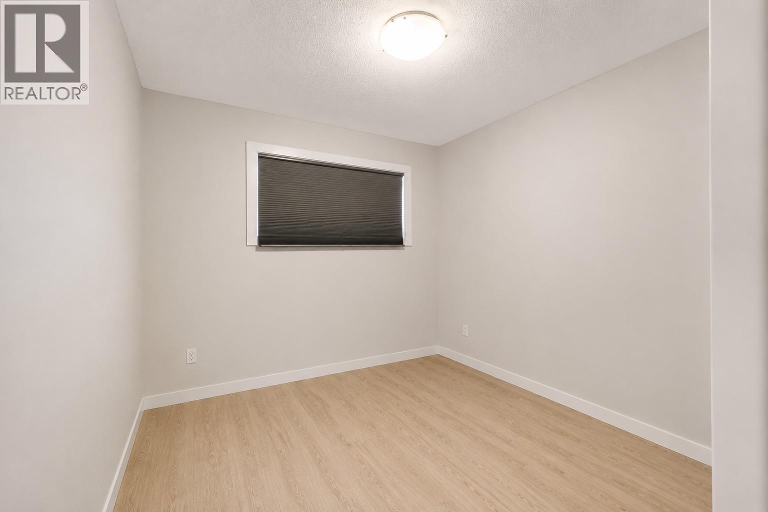 4018 Pleasant Valley Road - Image 25