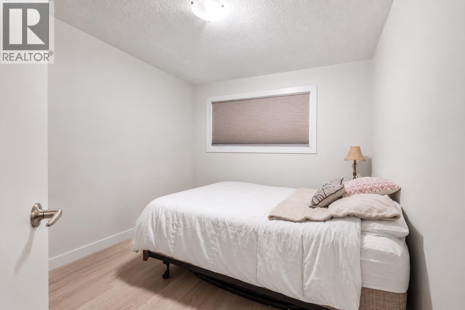 4018 Pleasant Valley Road - Image 34