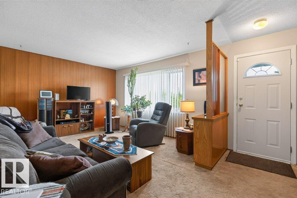 13526 91 ST NW - 4