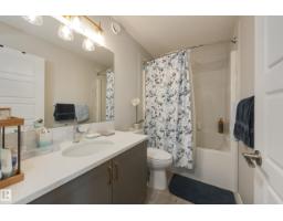 9943 227 St Nw, Edmonton, AB T5T7V1 Photo 31