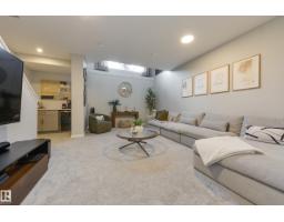 9943 227 St Nw, Edmonton, AB T5T7V1 Photo 41