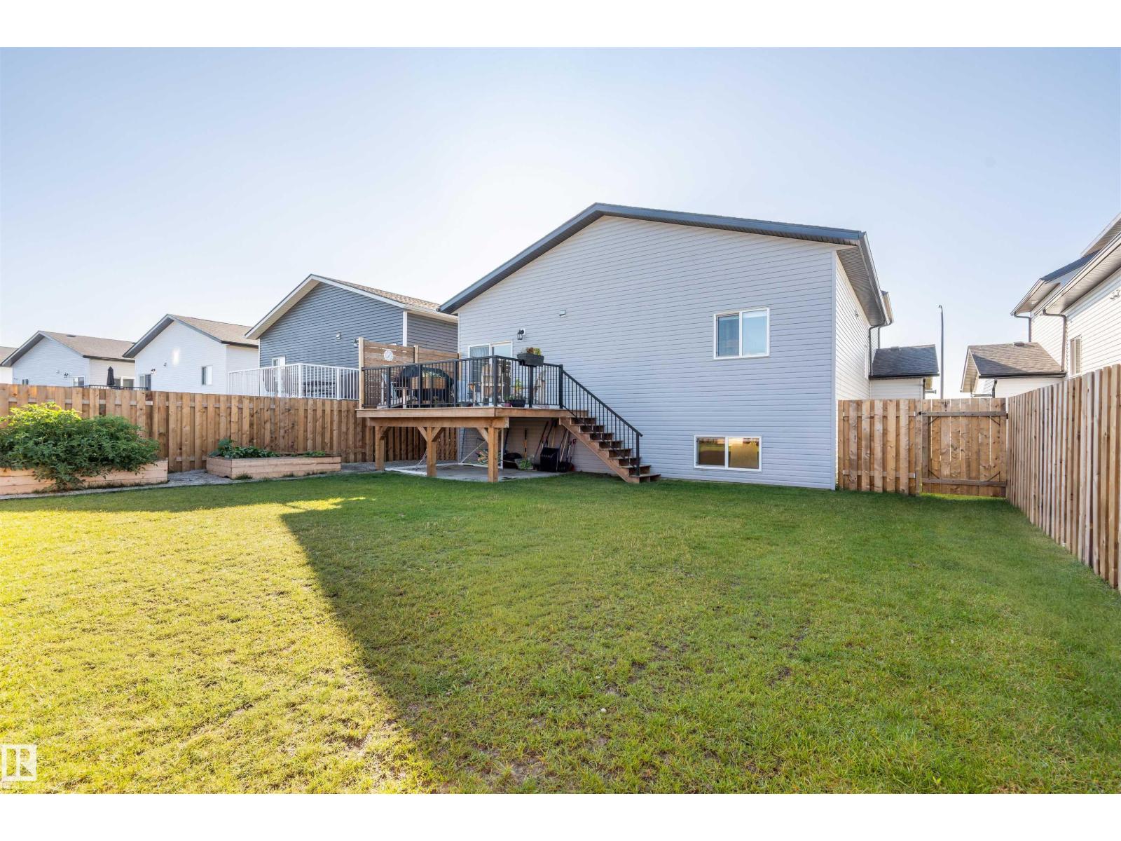 328 Fundy WY - Image 36