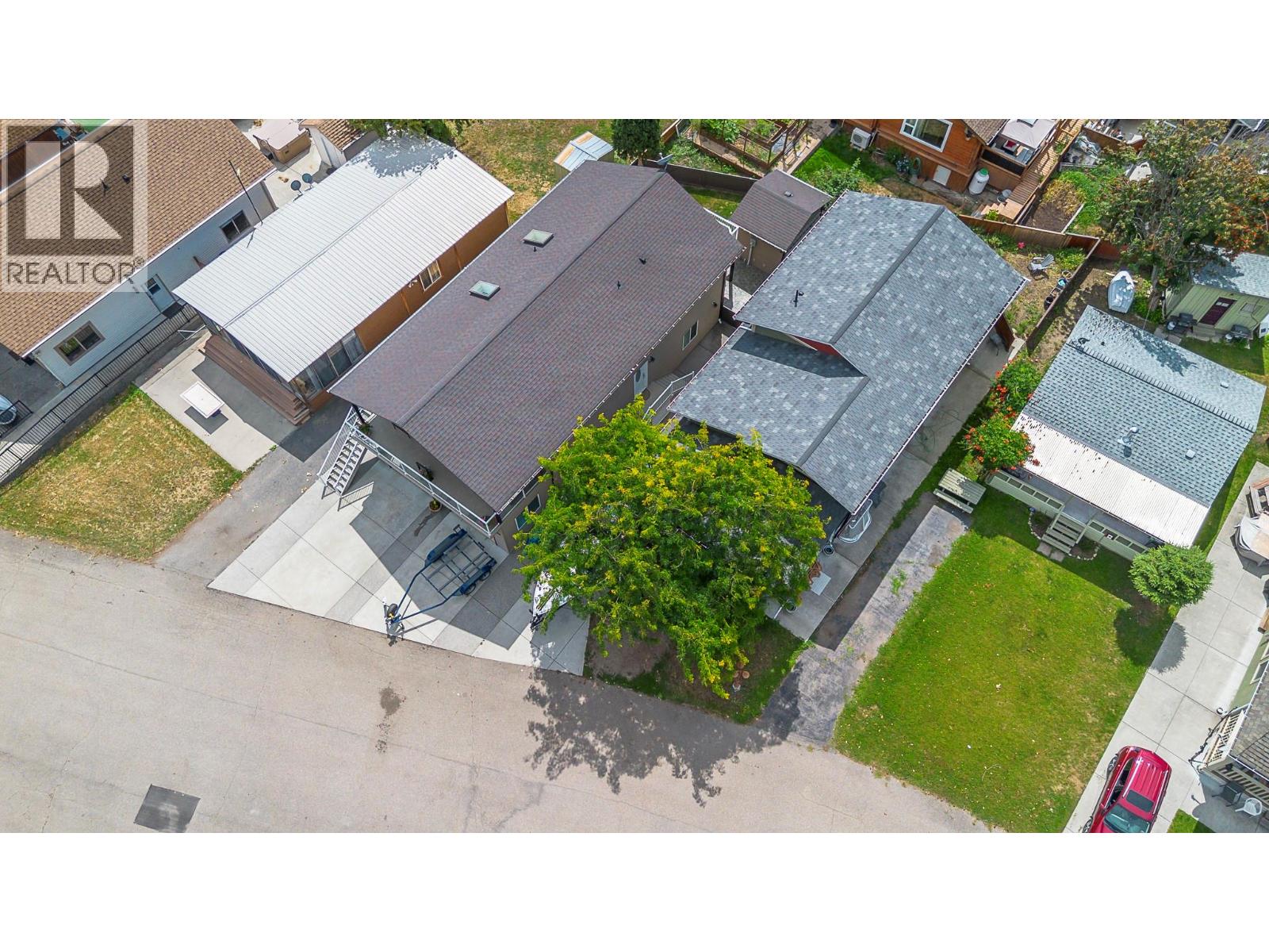 42 Lakeshore Drive, Vernon