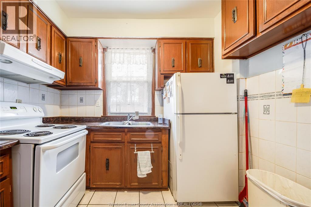 1249 MARENTETTE AVENUE - Image 8