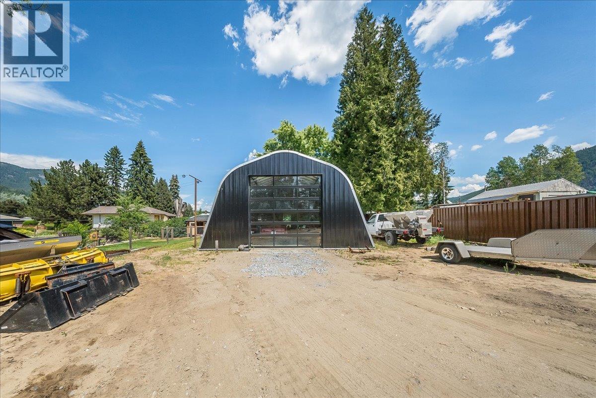 526 12TH Avenue - Image 3