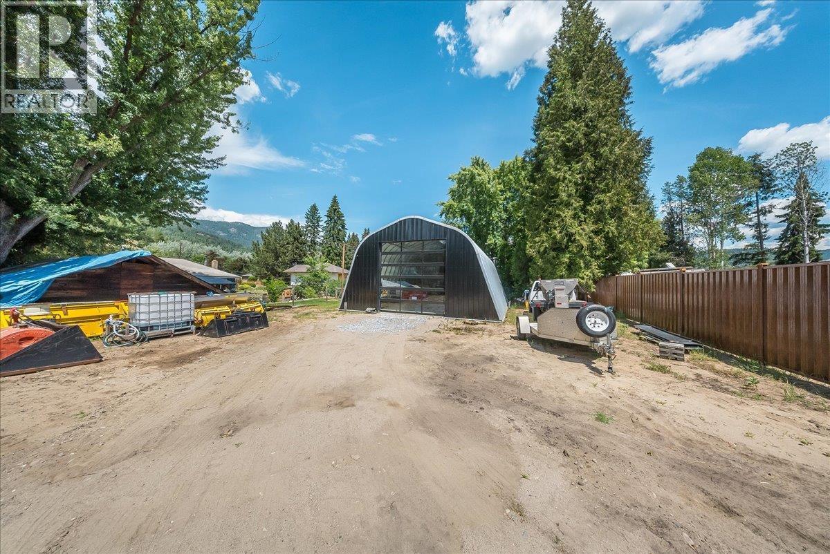 526 12TH Avenue - Image 40