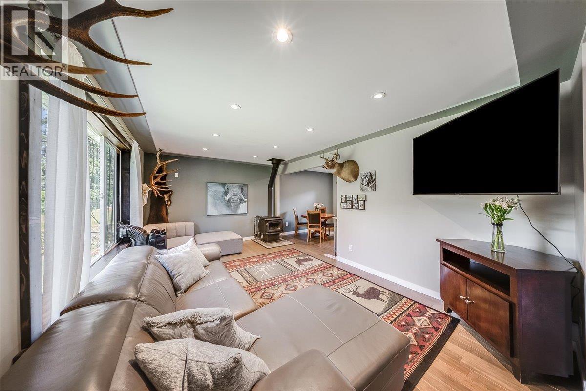 526 12TH Avenue - 5