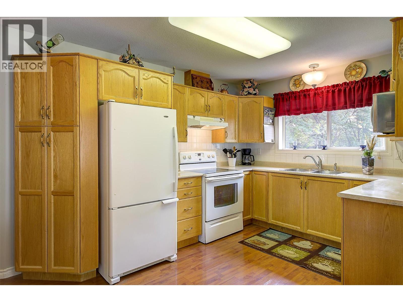 #210 315 Whitman Road - 16