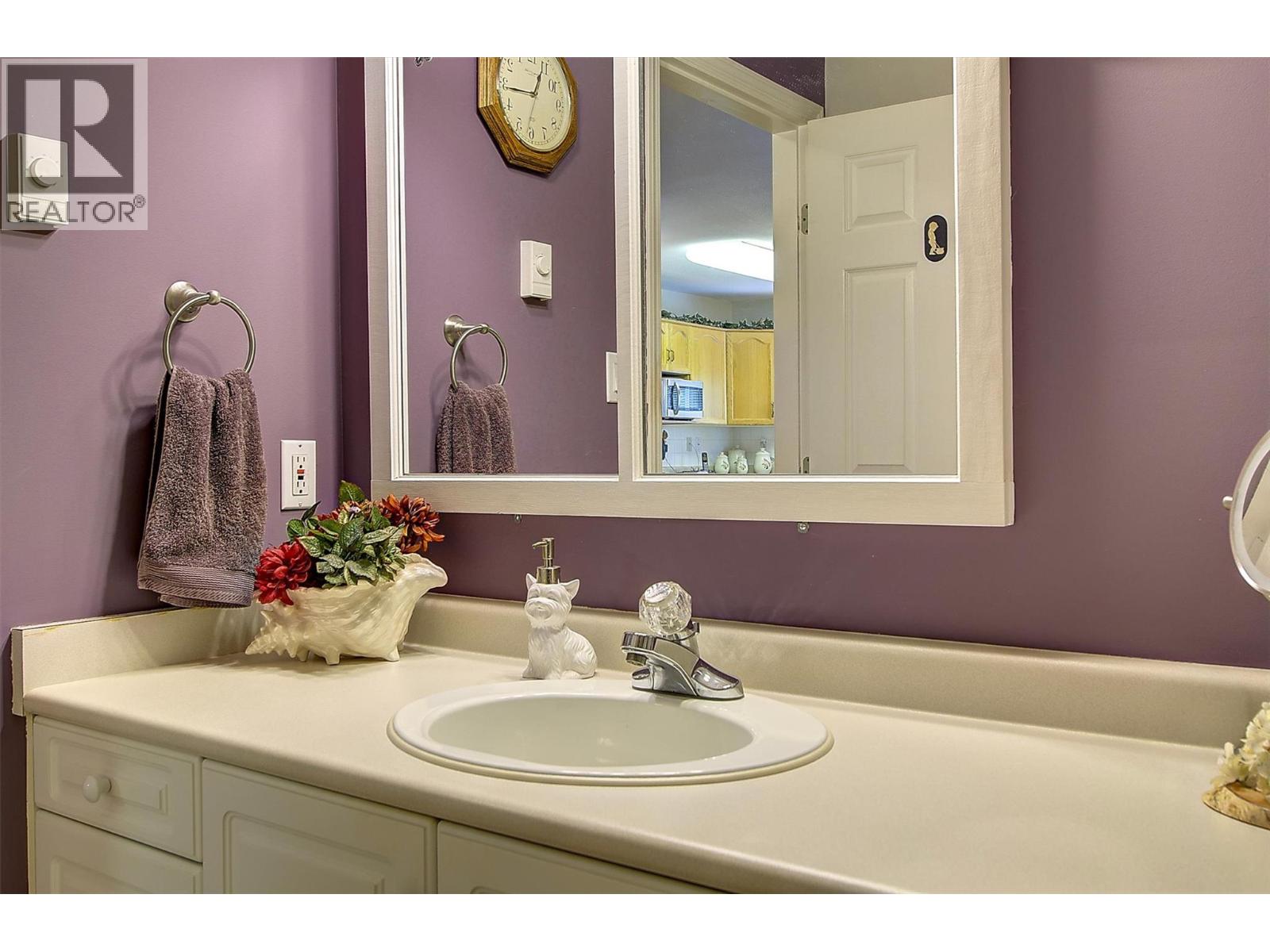 315 Whitman Road Unit# 210, Kelowna