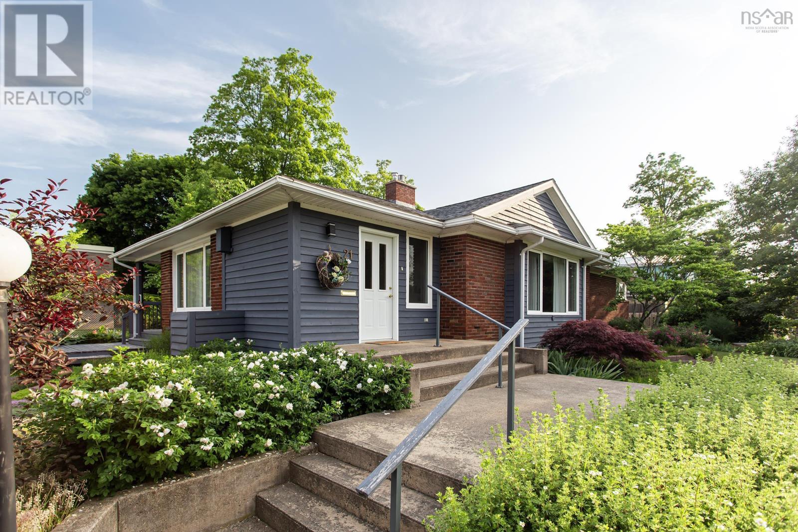 21 Spring Garden Road - 1