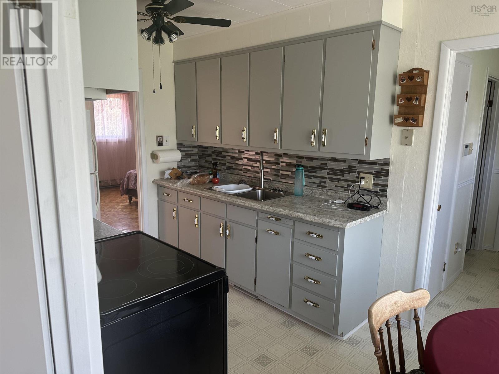 346 Grandique Ferry Road - 5