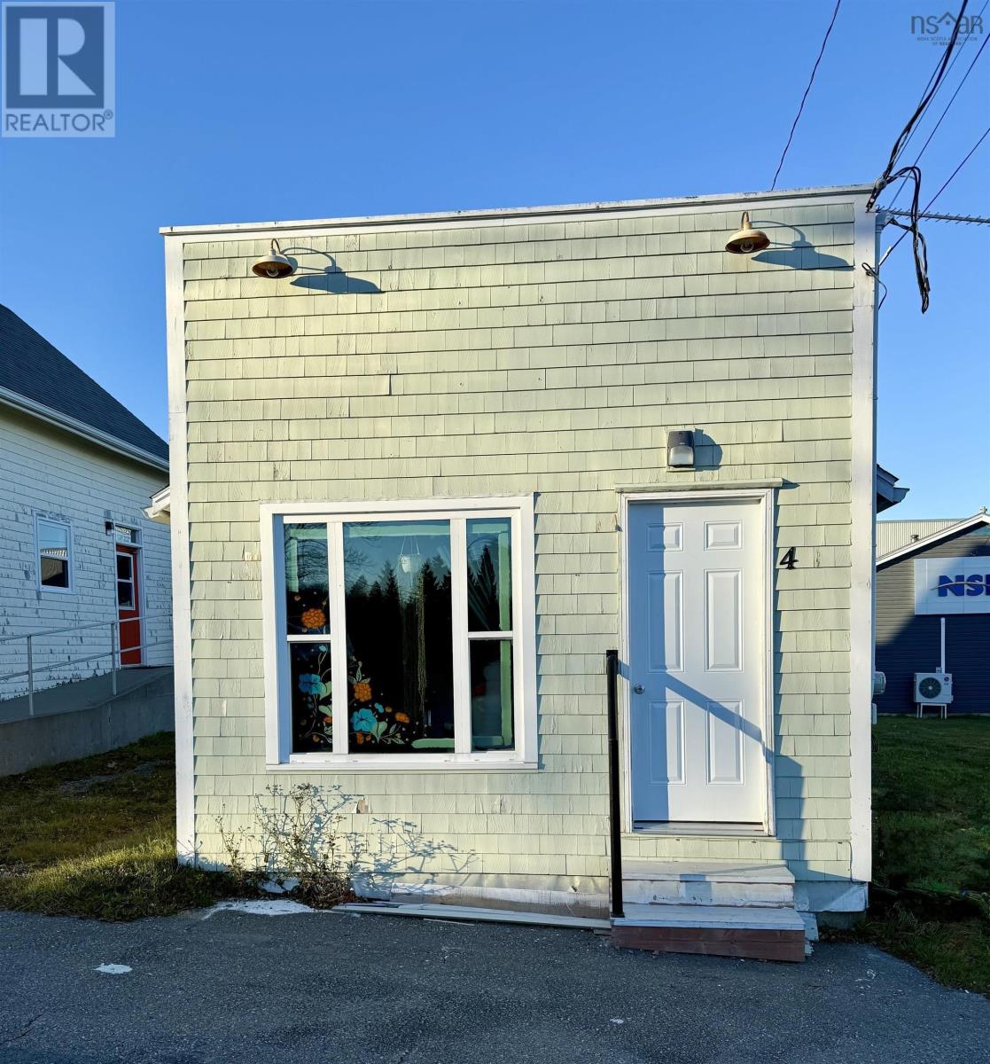 Property 2 of 13 of 4 Beech Street Street