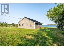 42 Liscomb Wharf Road, Liscomb, NS B0J2A0 Photo 38