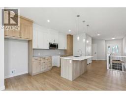 73 Southborough Square, Cochrane, AB T4C3J7 Photo 12