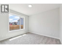 73 Southborough Square, Cochrane, AB T4C3J7 Photo 18