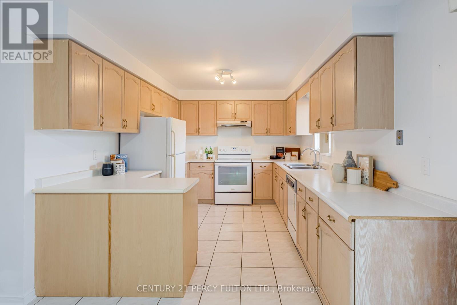 199 FALLINGBROOK STREET - 17