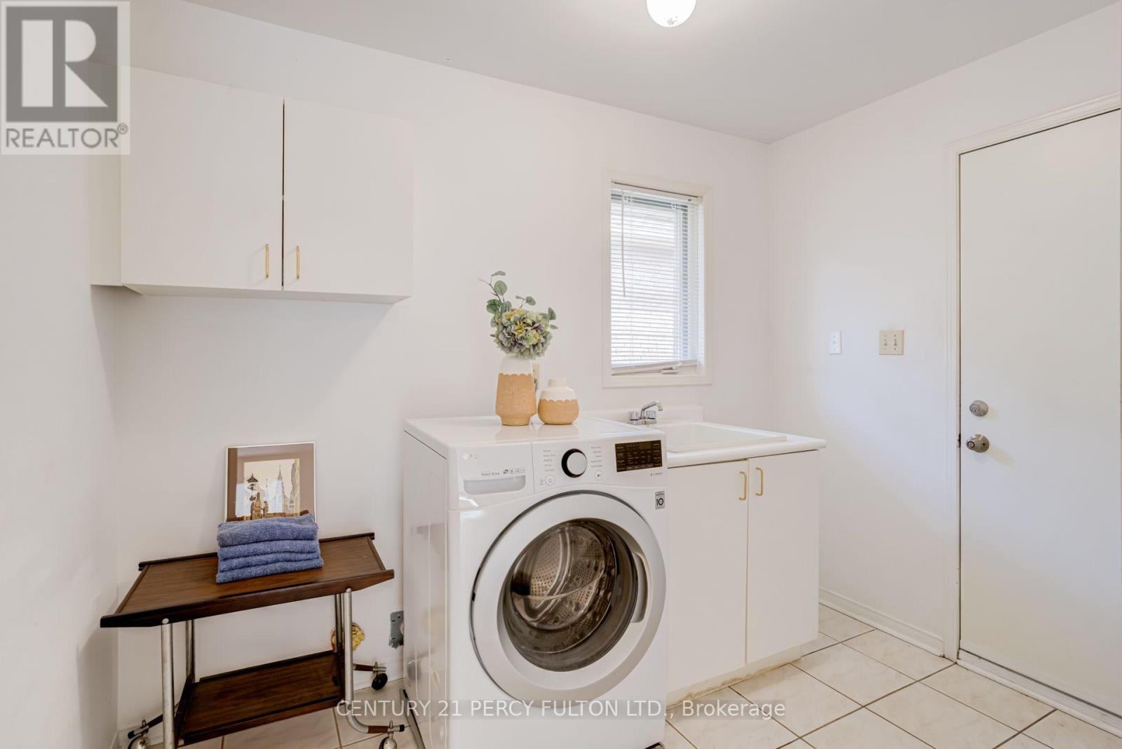 199 FALLINGBROOK STREET - 21