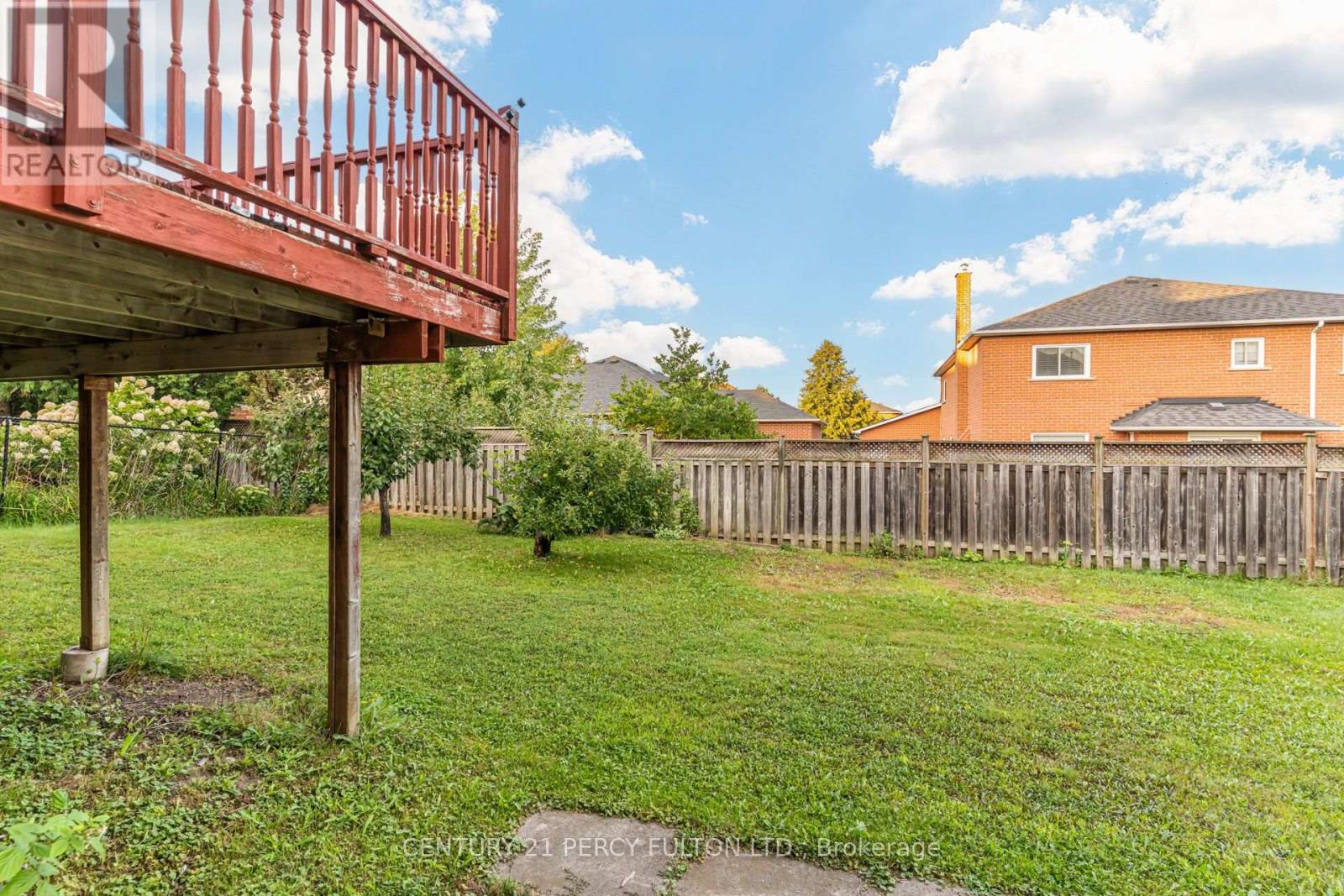 199 FALLINGBROOK STREET - 44