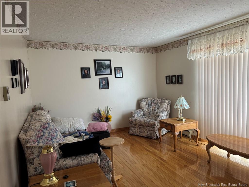 104 Manor Court - 11