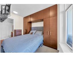 1301 158 W 13th Street, North Vancouver, BC V7M0A7 Photo 8