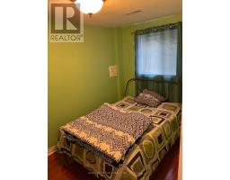 Walkout Basement - 32 Four Seasons Crescent, Newmarket, ON L9N0C3 Photo 7