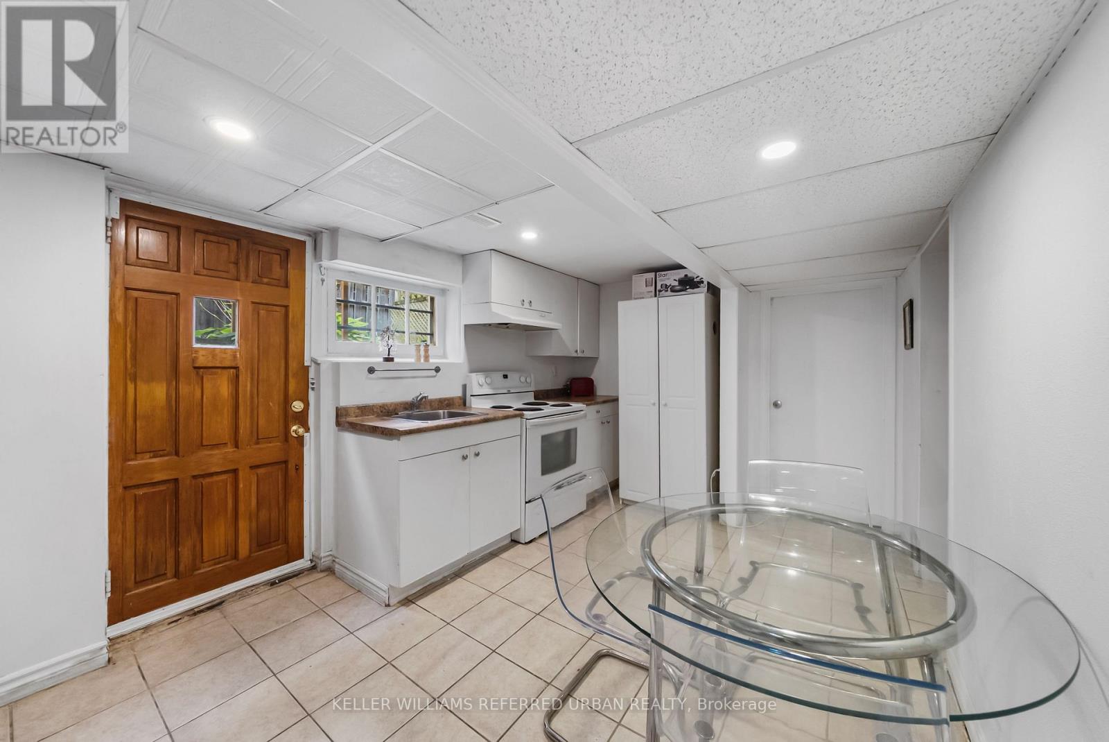 63 ROOSEVELT DRIVE - 32