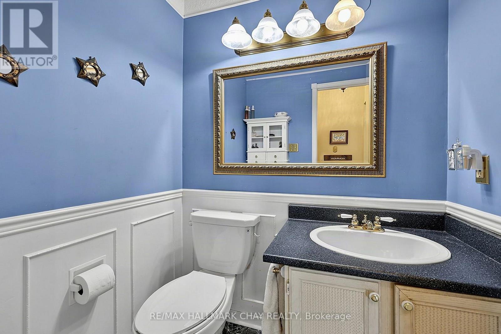 1034 LINDEN STREET - Image 18