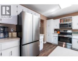 Bedroom - 713 Hemlock Crescent S, Sicamous, BC V0E2V1 Photo 6