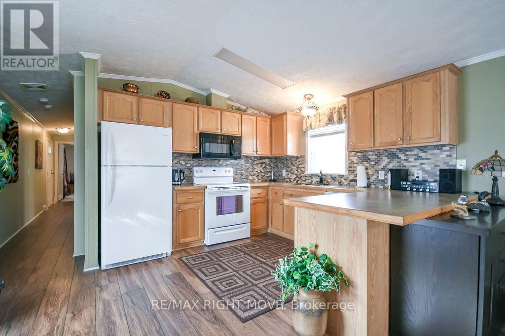 1317 HILLTOP ROAD - 7