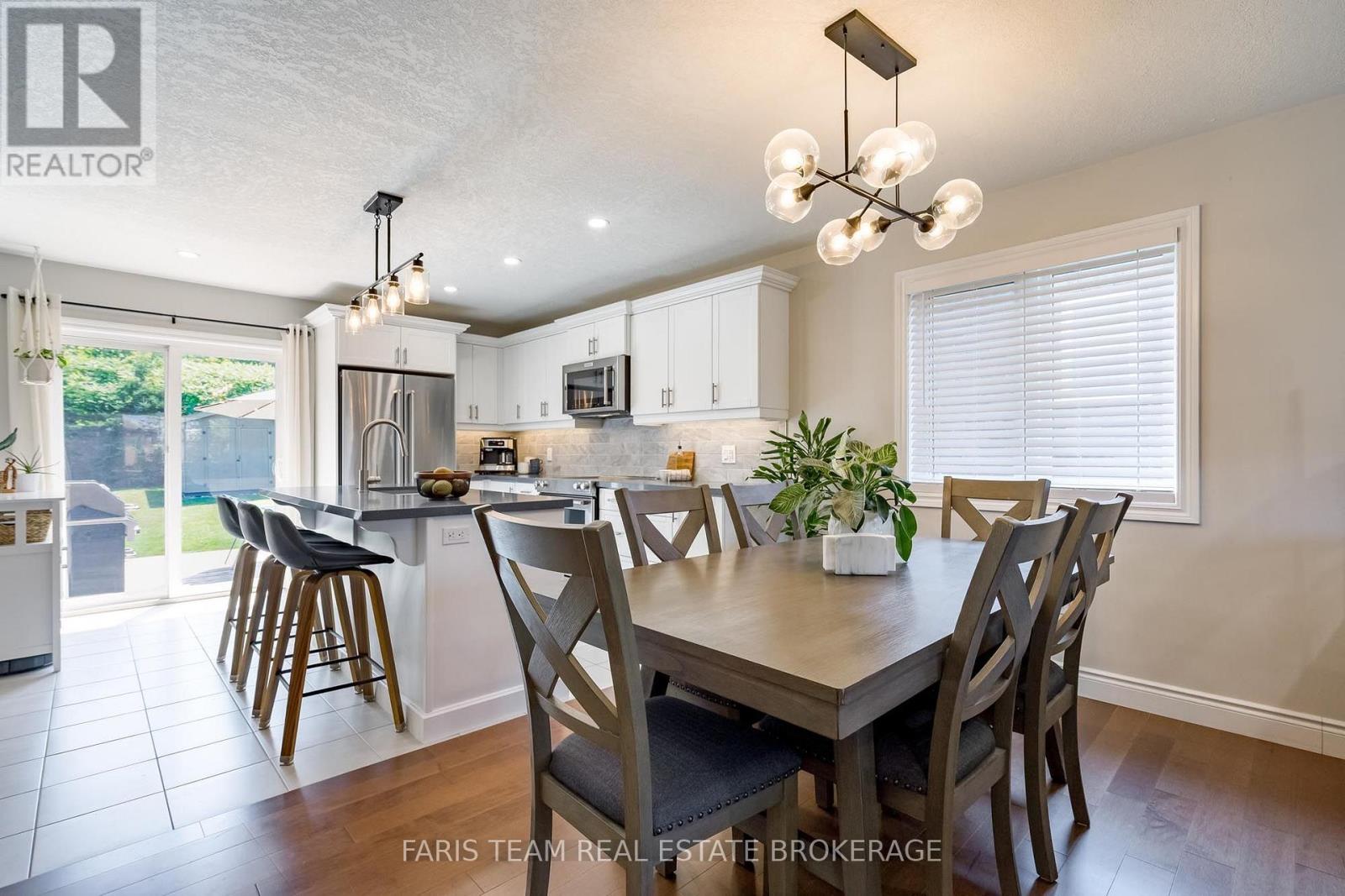 17 HUNTER AVENUE - Image 11