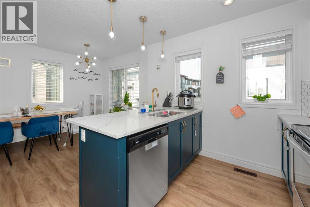 175 Savanna Street NE - 7