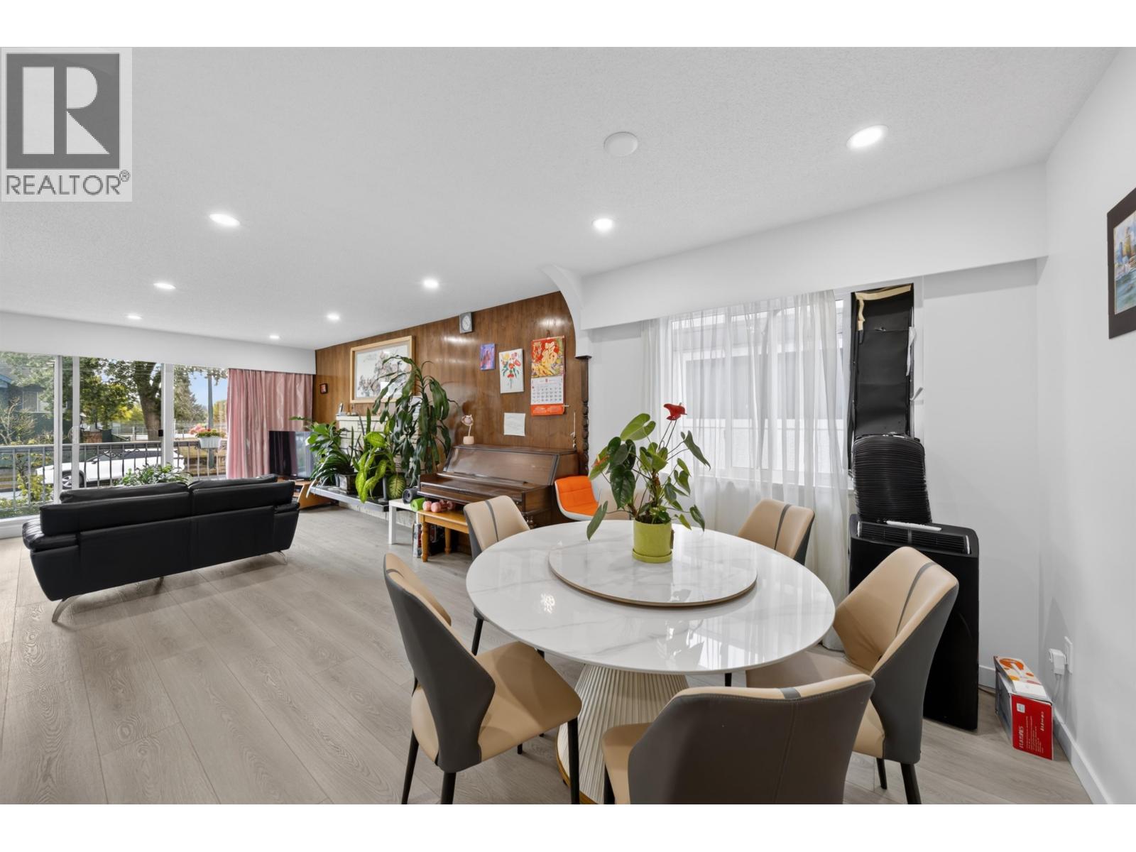 4657 SLOCAN STREET, Vancouver