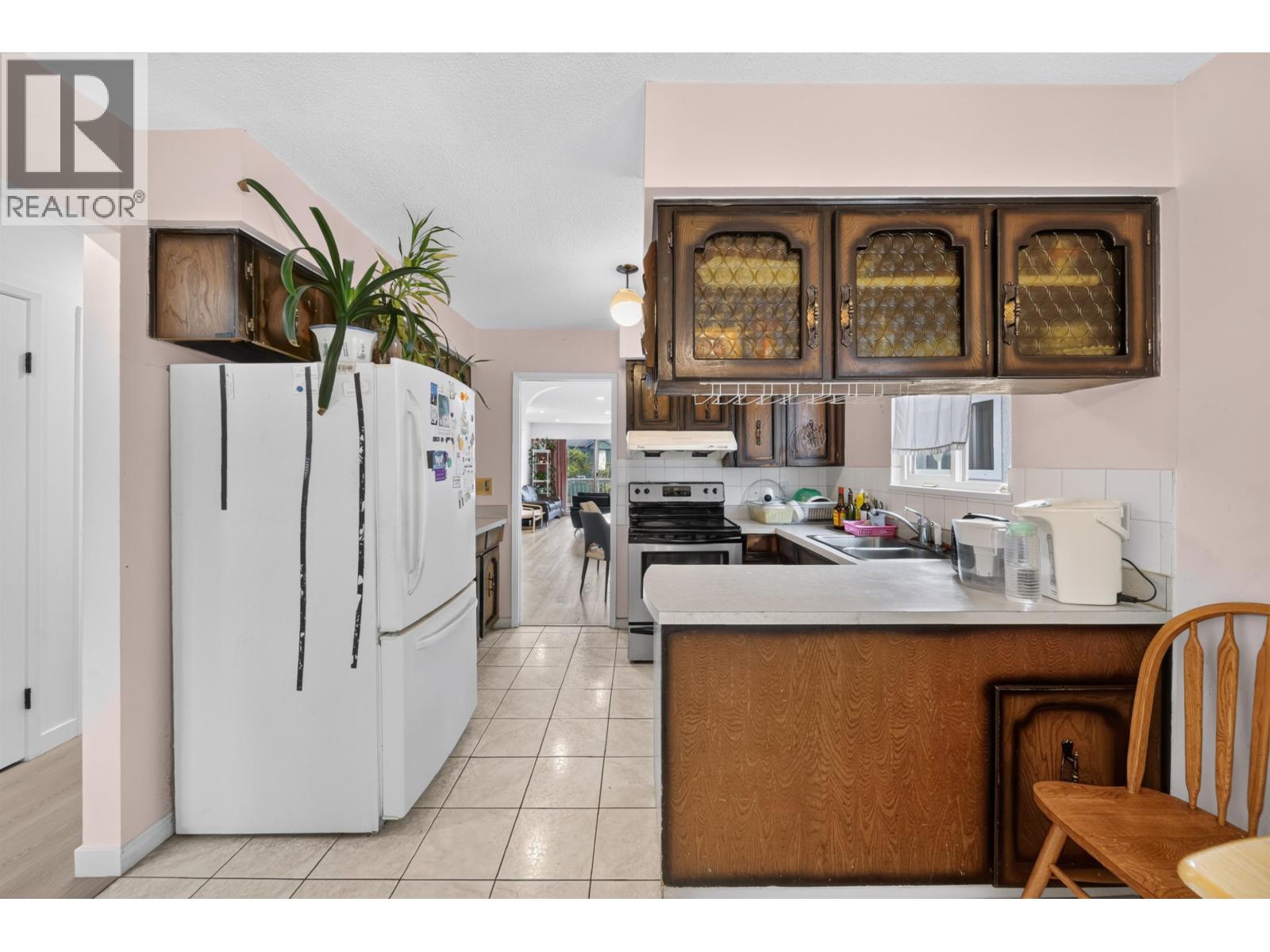 4657 SLOCAN STREET, Vancouver