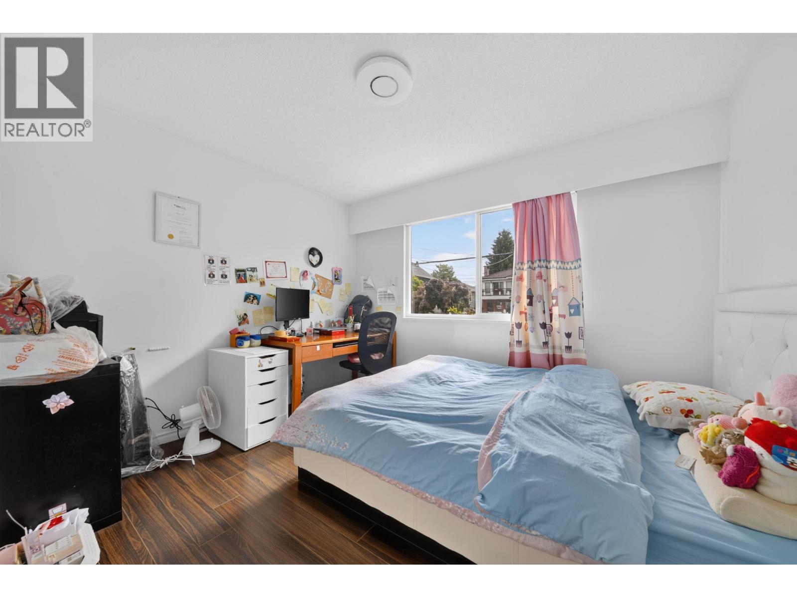 4657 SLOCAN STREET, Vancouver
