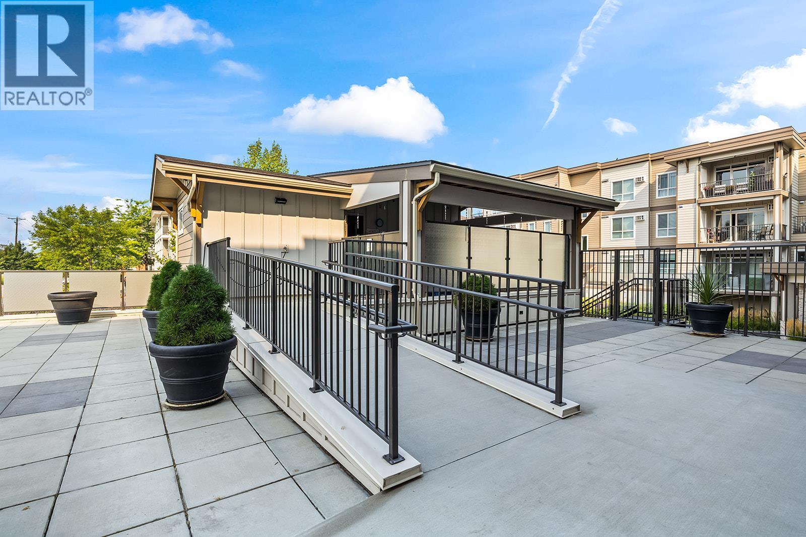 102 3090 Burtch Road, Kelowna
