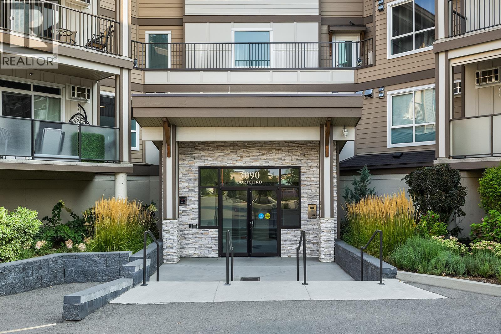 102 3090 Burtch Road, Kelowna