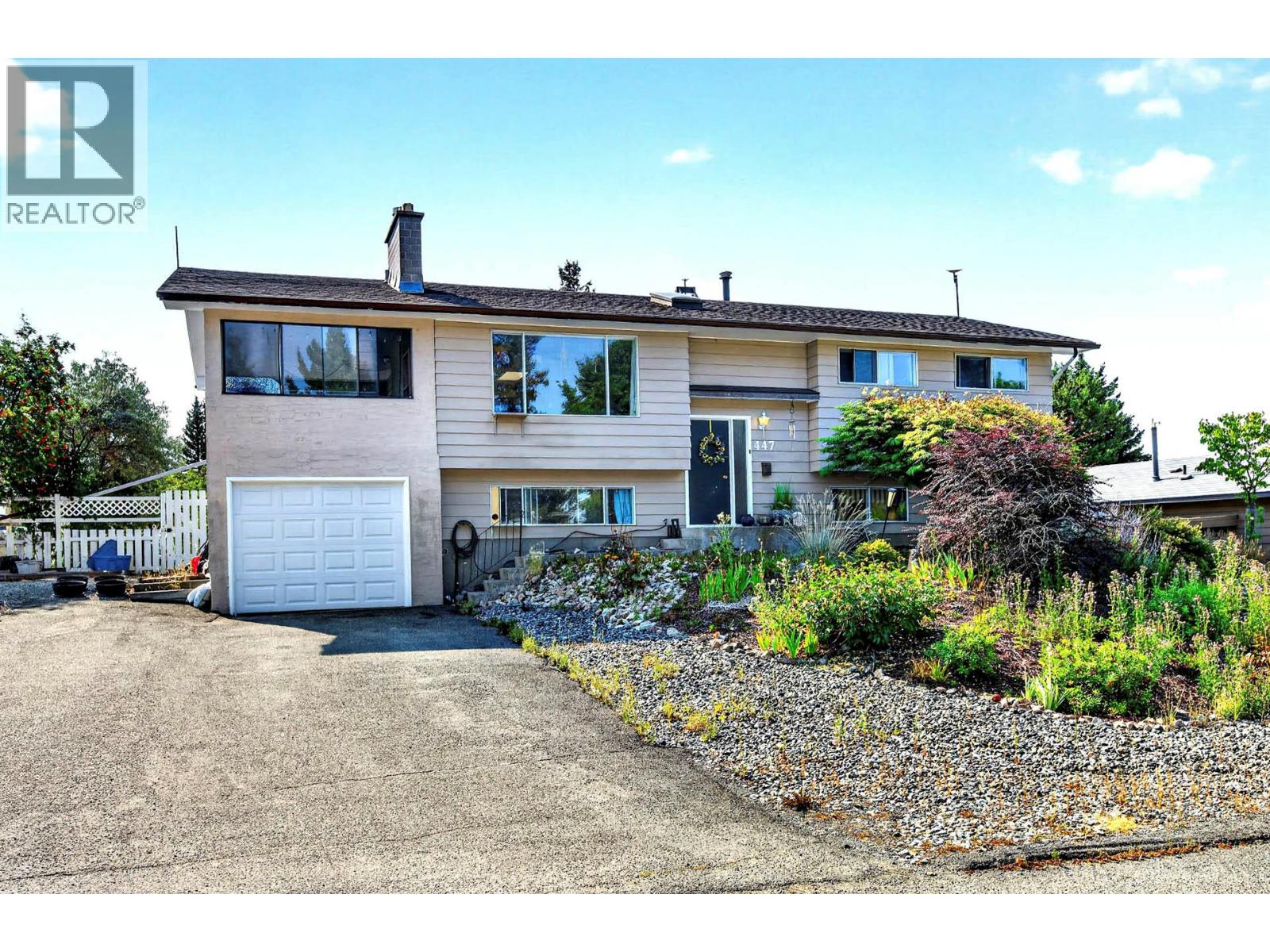 447 Opal Drive, Logan Lake