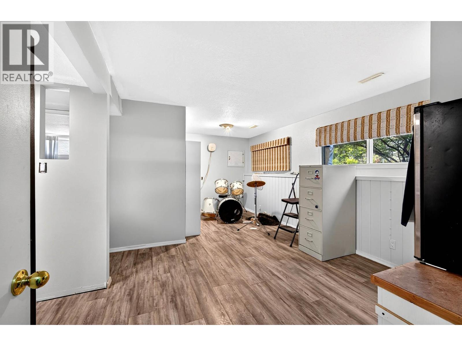 447 Opal Drive, Logan Lake