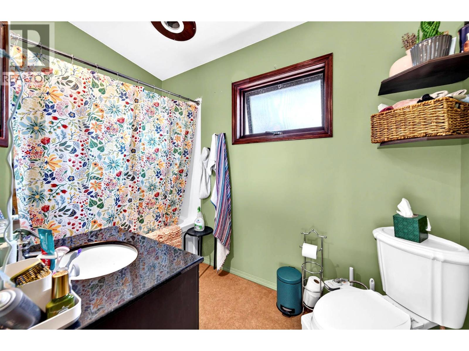 447 Opal Drive, Logan Lake