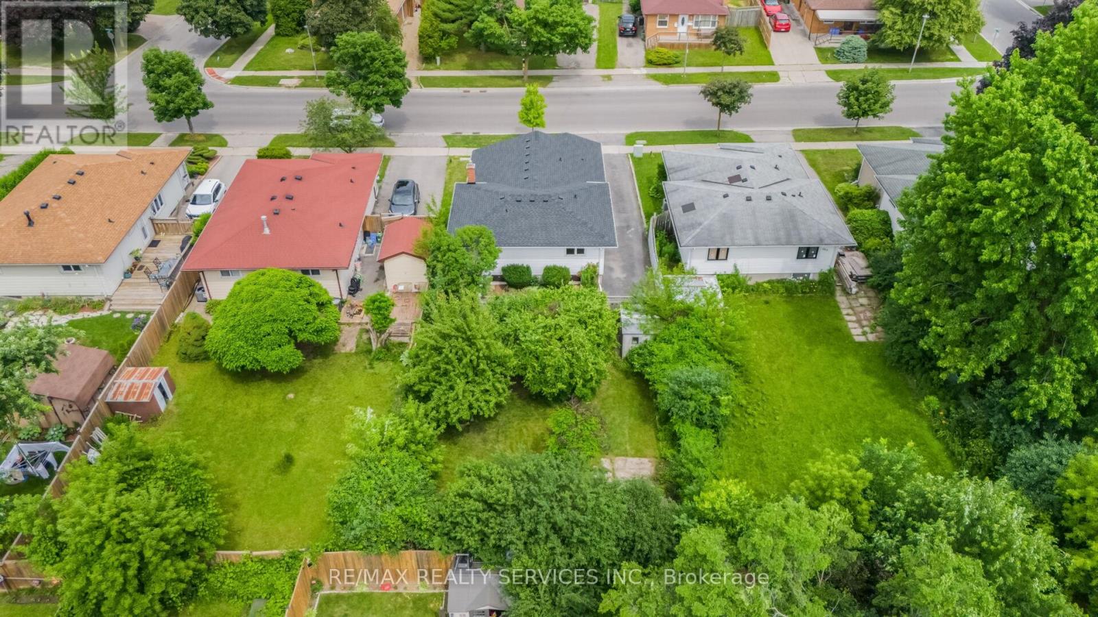 1259 ERNEST AVENUE - 30