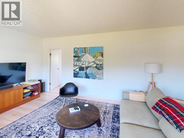 4603 HARVIE AVE - Image 8