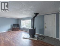 4pc Bathroom - 5402 49th Street, Yellowknife, NT X1A2R9 Photo 6