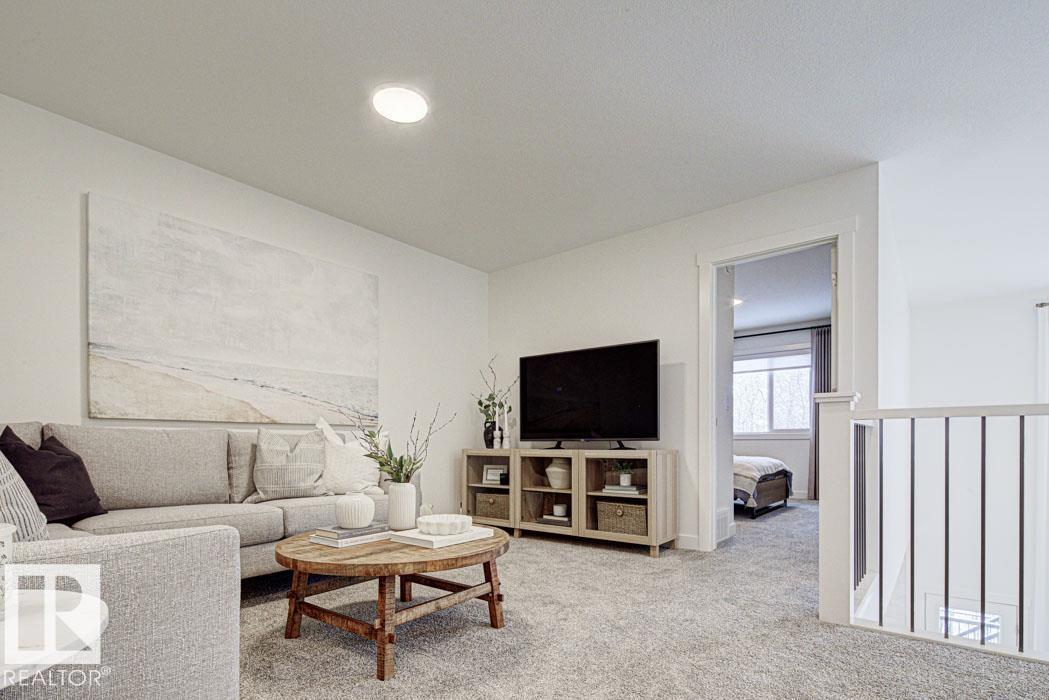 1667 9 ST NW - 40