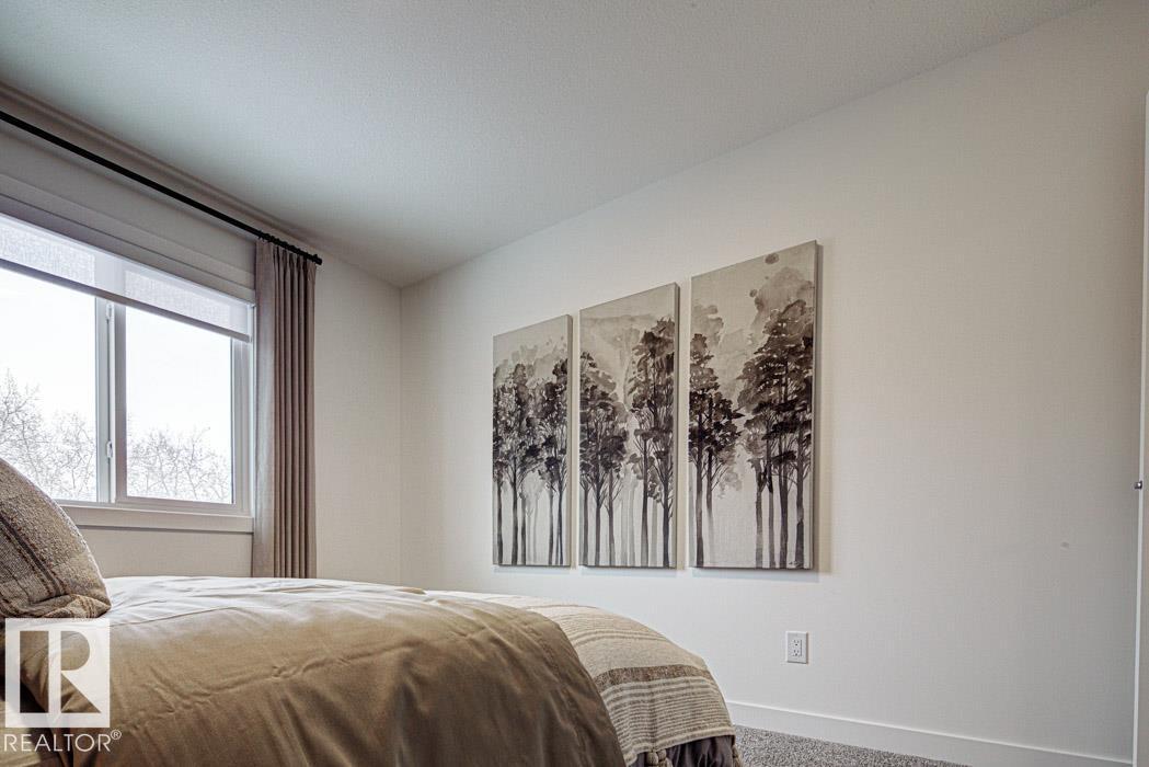 1667 9 ST NW - 45