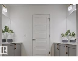 1667 9 St Nw, Edmonton, AB T6T2X8 Photo 48