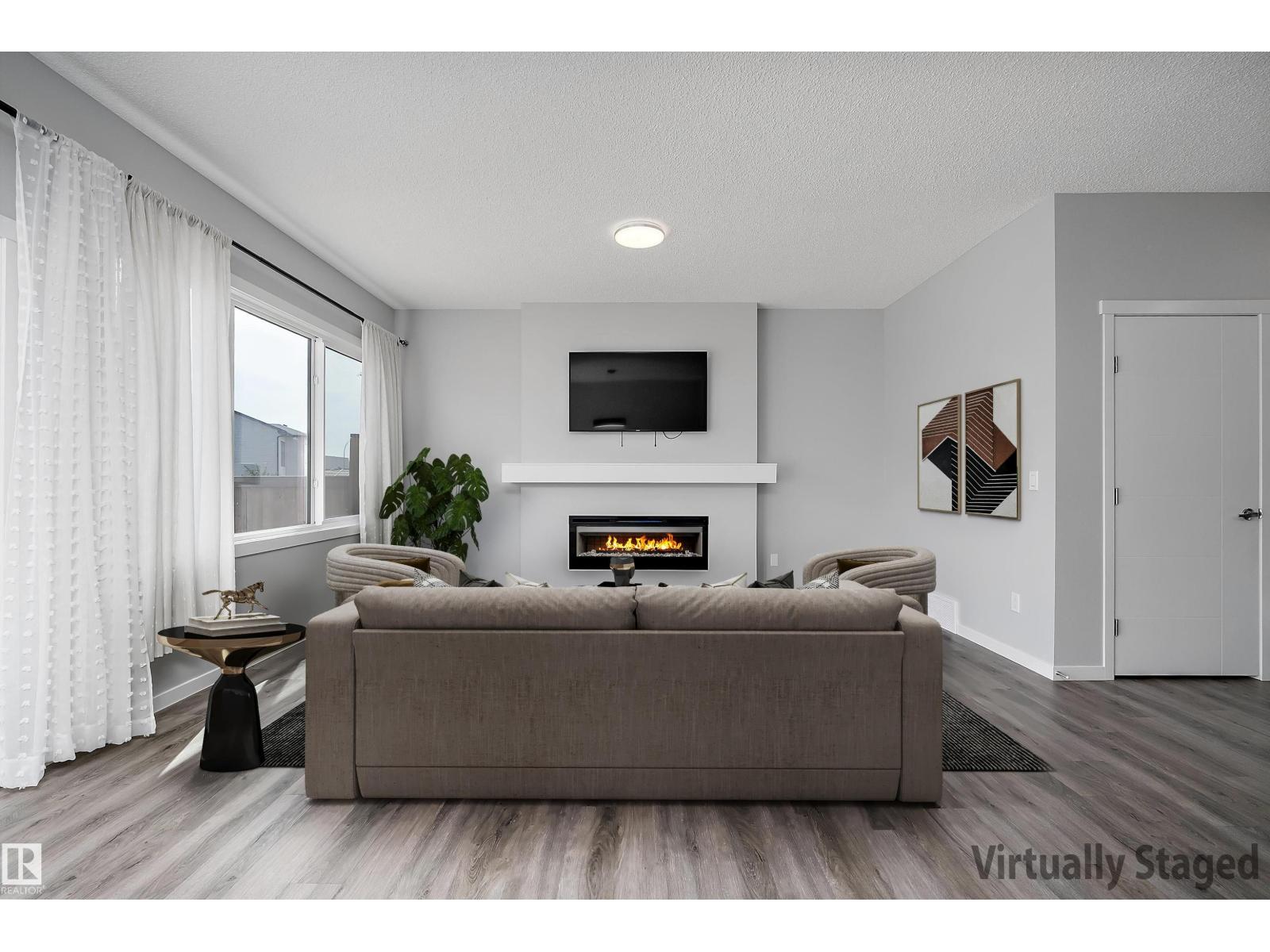 9227 223 ST NW - 9