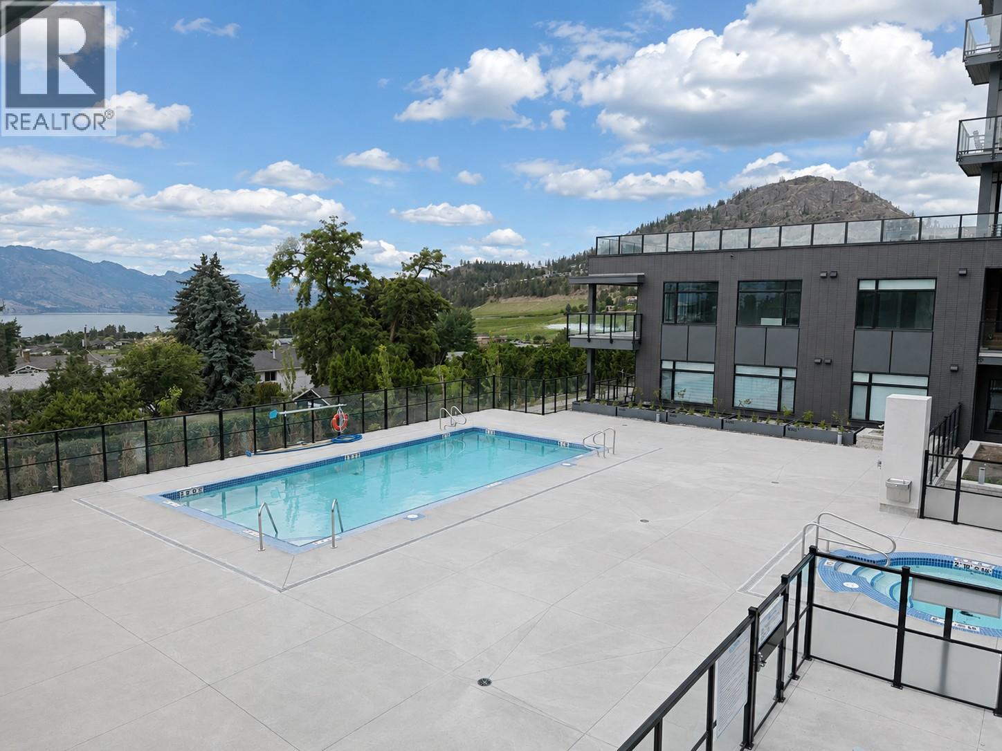 #204 2780 Olalla Road - 12